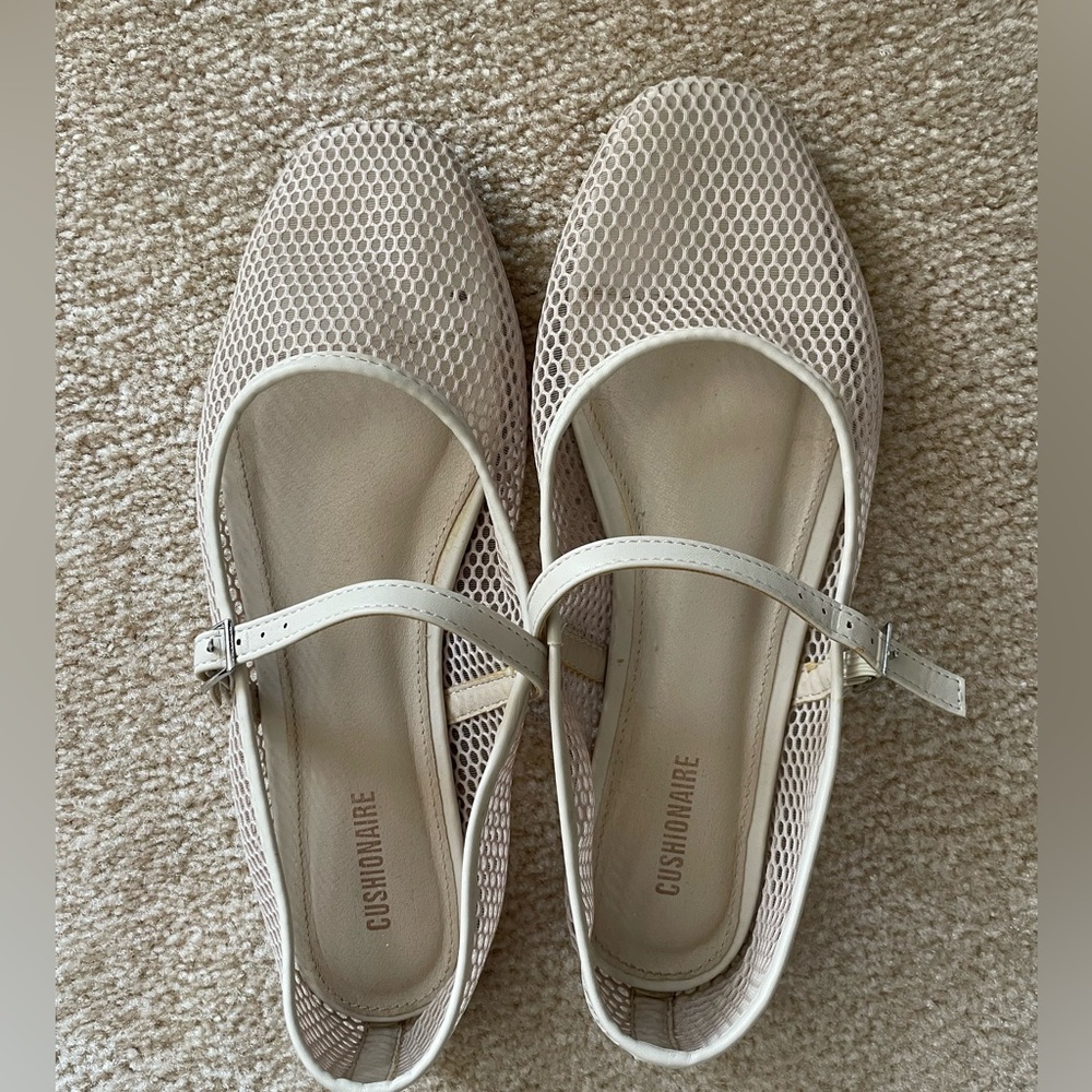 Cushionaire Women's Beige Mary Jane Flats